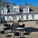 Trandafir Guest house 3*