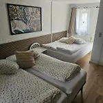 Trandafir Casa de hóspedes 3*